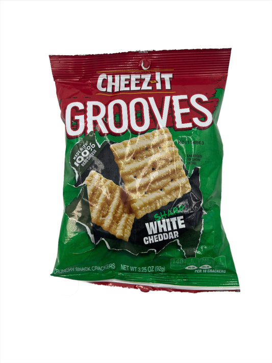 Cheez-It Grooves Sharp White Cheddar- 3.25 oz bag- Case of 6 bags