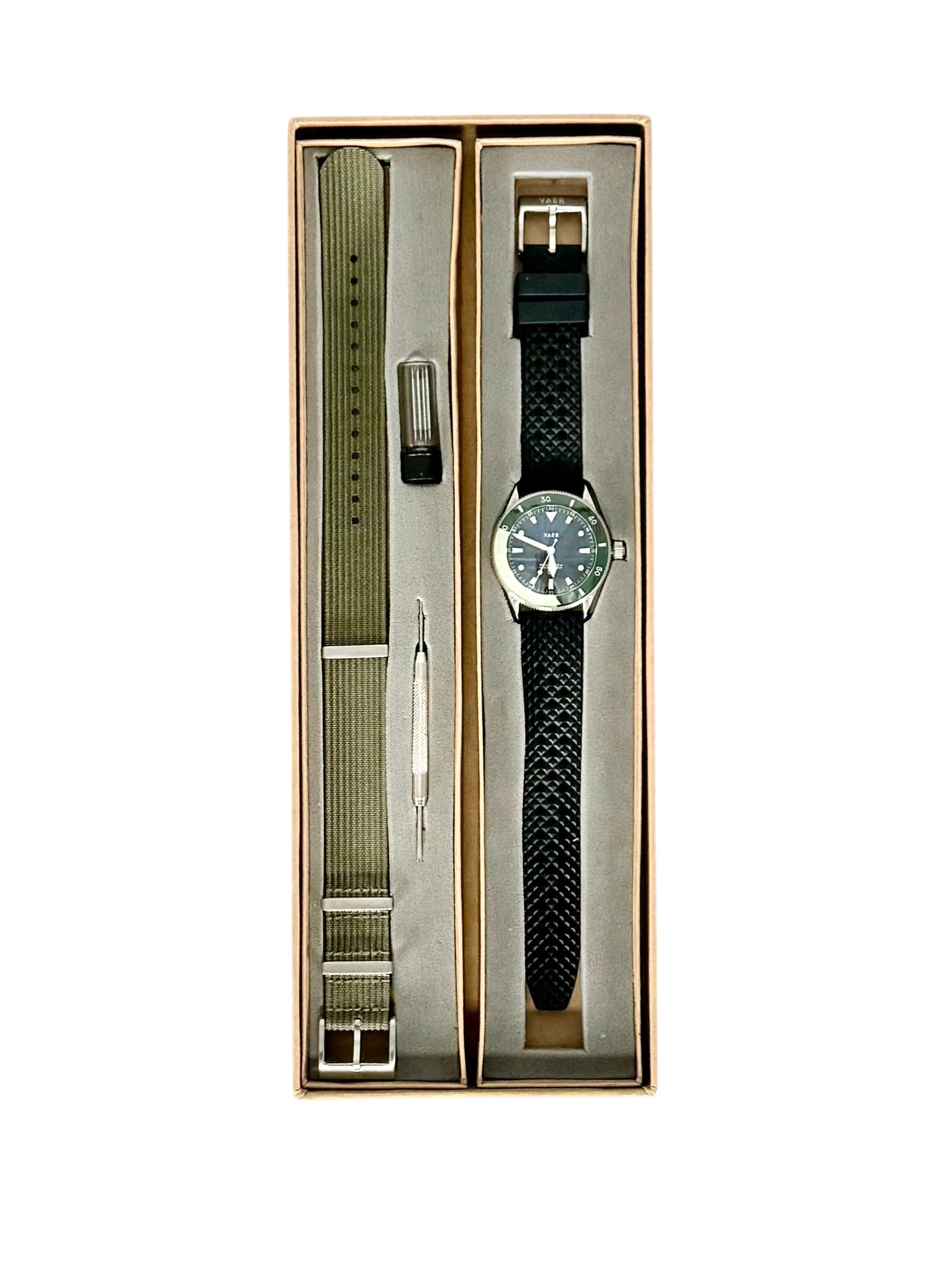 VAER D4 x Outerknown Diver Solar Watch Set