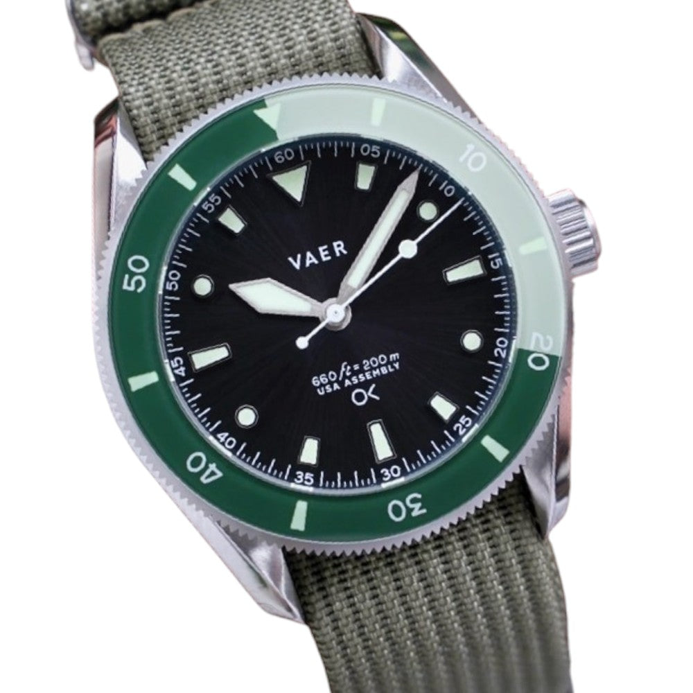VAER D4 x Outerknown Diver Solar Watch Set
